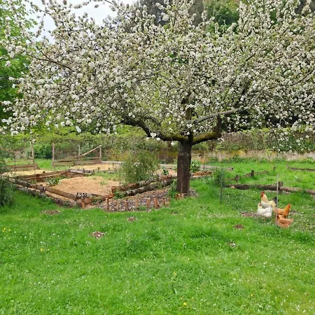 Semesterbostad Maison Au Calme Avec Jardin A La Mini-ferme